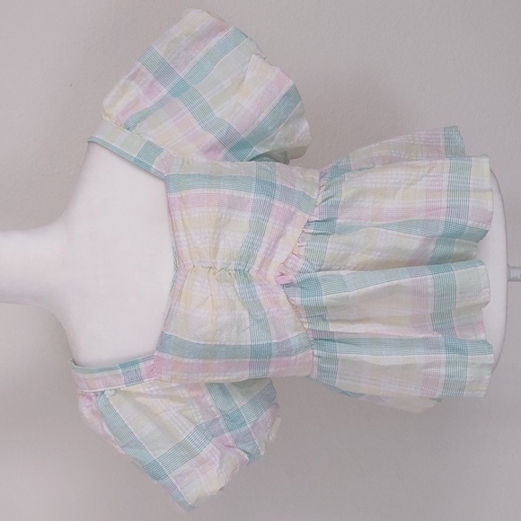 New Puff Sleeve Smocked Top Size L - Picture 1 of 7